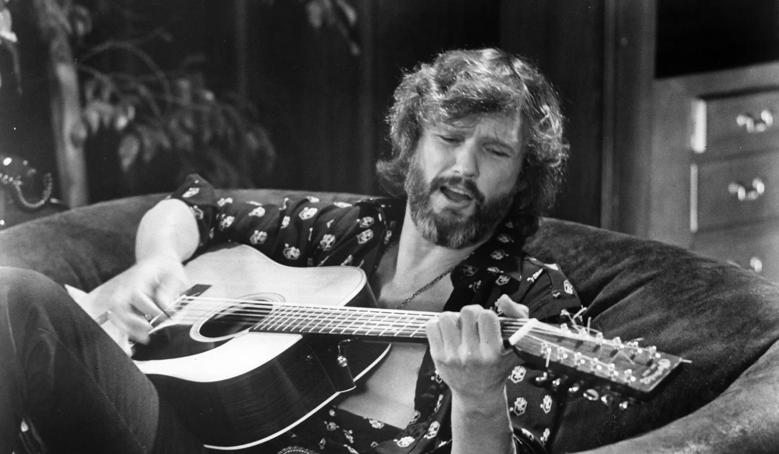 Kris Kristofferson, Legendary Singer-Songwriter And Actor, Dies At 88 Kris Kristofferson, Legendary Singer-Songwriter and Actor, Dies at 88. (Credit: Getty Images)
