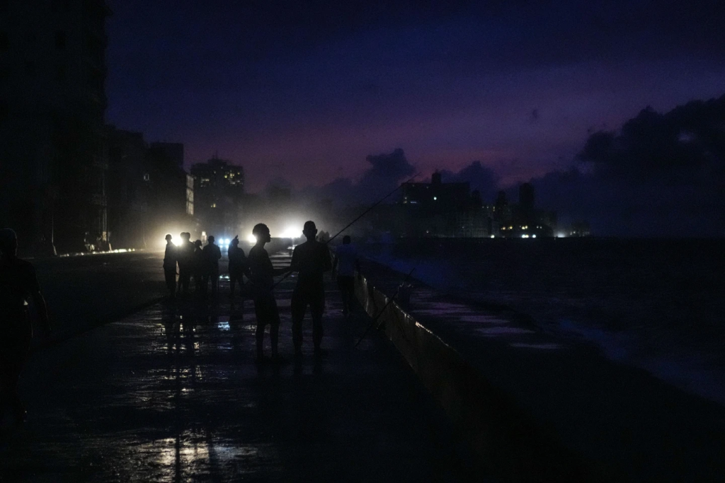 Cuba Power Crisis: Blackouts Continue to Plague the Island. (Image Source: Ramon Espinosa)