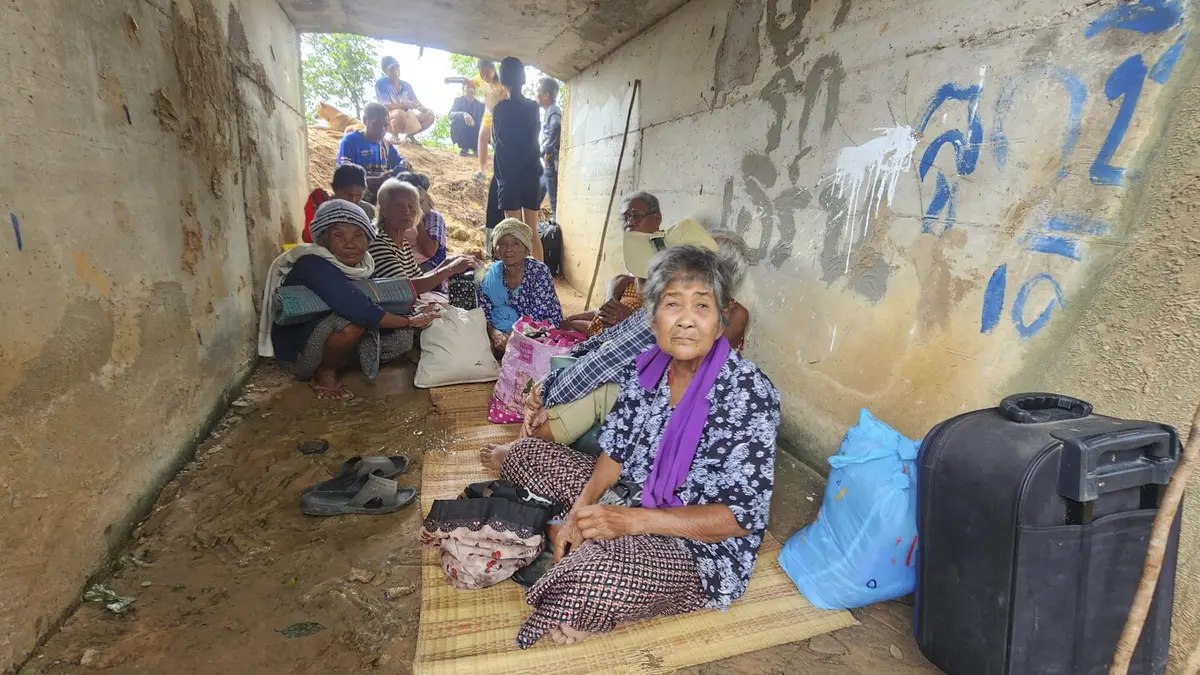 Civillians ran for cover as Thailand clashes with Cambodian forces in Surin province, Thailand on Thursday. (Image Credit: AP)