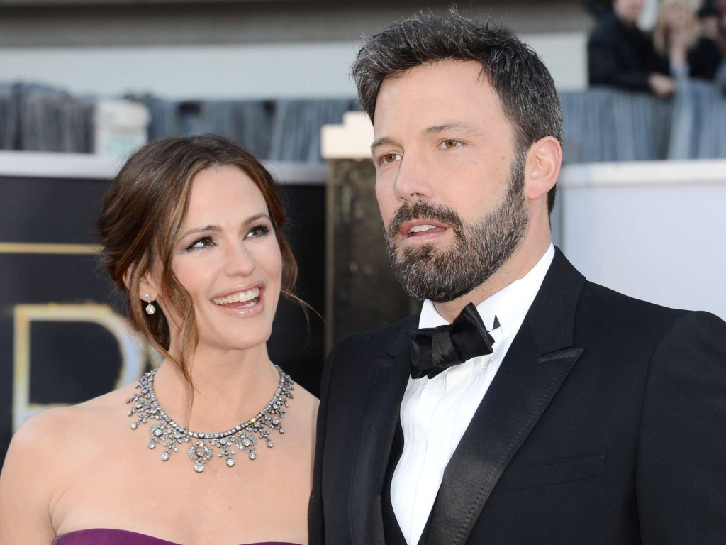 Jennifer Lopez and Ben Affleck Divorce: A Love Story's End 3 After starring in 2003's Daredevil together, Affleck and Garner became close friends and by the summer of 2004, their friendship had turned romantic. (Image Credit: Ason Merritt / Getty Images)
