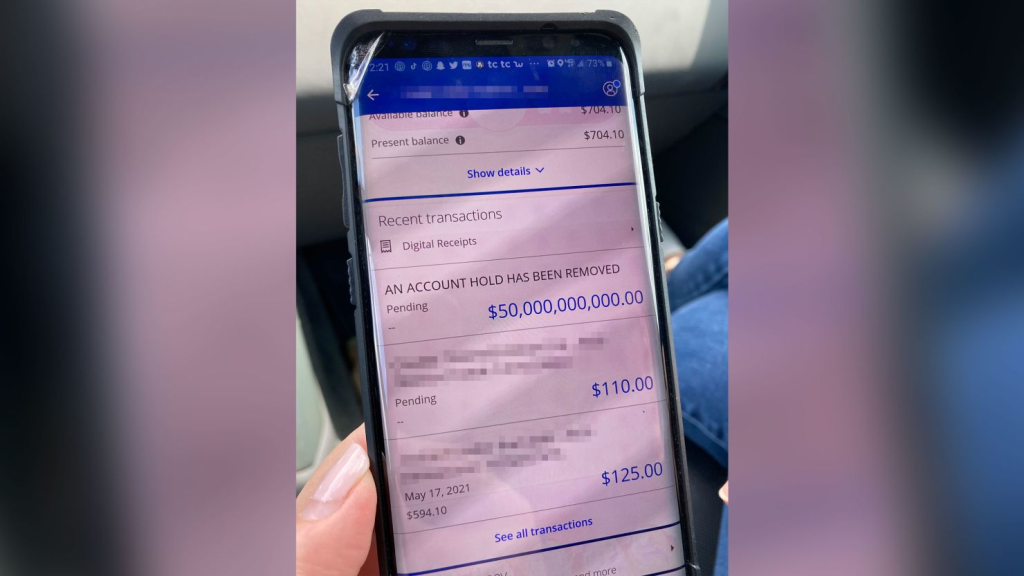 Chase Bank Glitch: The Viral Rumor and the Reality Behind It 1 A Chase Bank glitch that has accidentally deposited $50 billion into a Louisiana family's into their family bank account. (Image Credit: Darren James / CNN)