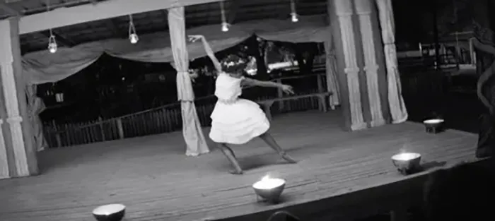 As a child, she studied ballet at the American Ballet Theatre’s Jacqueline Kennedy Onassis School of Ballet as well as the Dance Theatre of Harlem. (Image Source: Parkwood Entertainment)