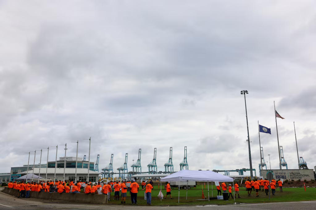 Port Strike 2024 Ends As Workers Agree To Wage Deal 4 (Credit: Jose Luis Gonzalez / Reuters)