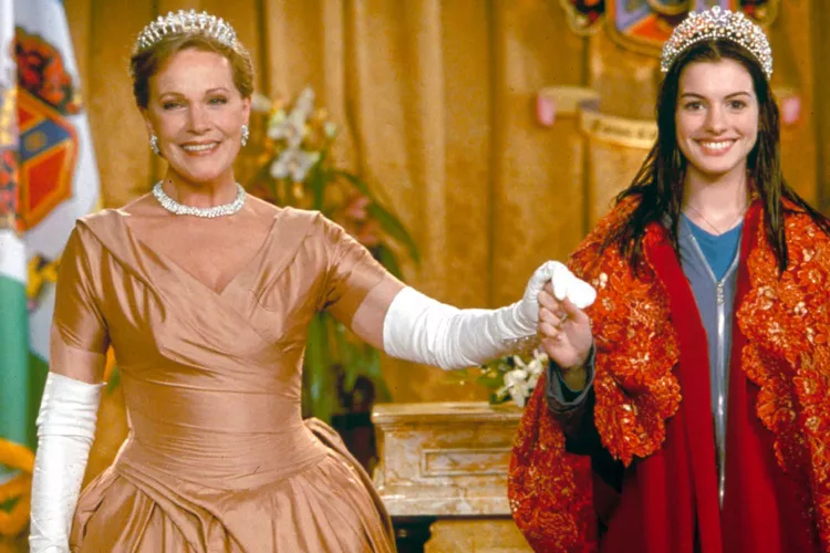 Anne Hathaway Confirms Return For ‘The Princess Diaries 3' 3 Julie Andrews and Anne Hathaway in 'The Princess Diaries' (2001). (Credit: Walt Disney Pictures)