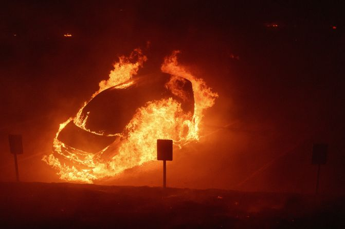 The devastation of Malibu fire as it swept through the iconic coastal area. (Image Credit: Eric Thayer / AP)