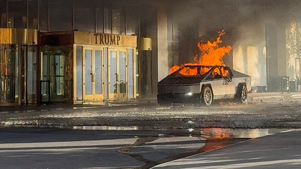 Tesla Cybertruck explode outside Trump International Hotel Las Vegas, in Las Vegas, Nevada, U.S., January 1, 2025. (Image Credit: Reuters)
