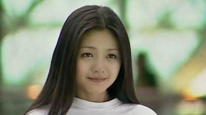 Taiwanese Iconic Star Barbie Hsu Passes Away at 48 2 Barbie Hsu as Dong Shancai in Meteor Garden. (Image Source: Comic Ritz International Production)