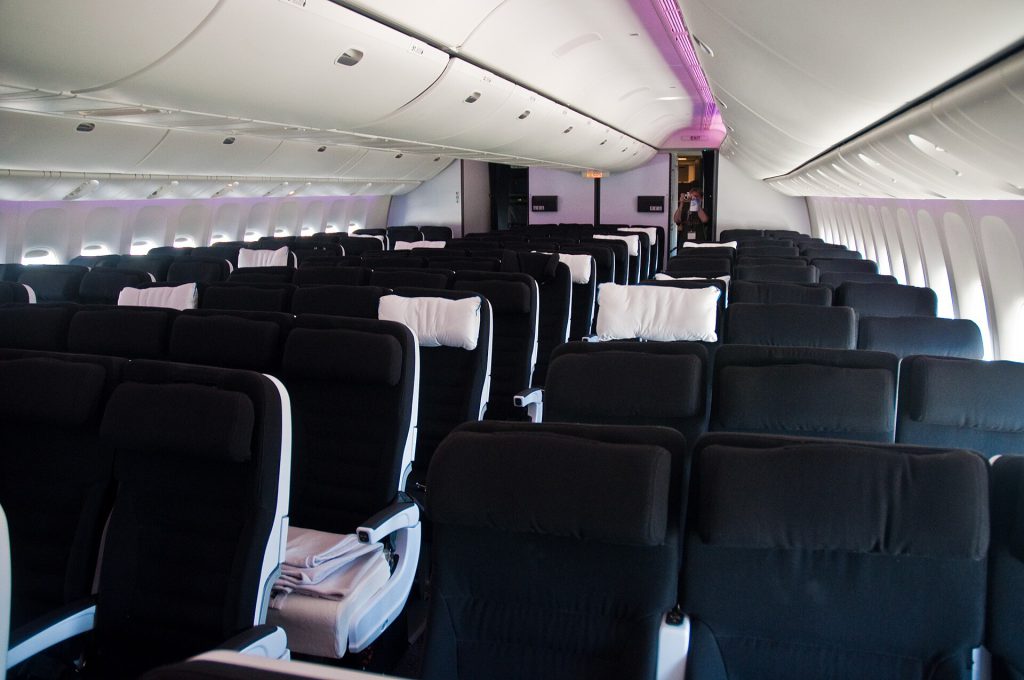 Air France Takes Top First Class Title From Singapore Airlines Air France La Premiere first class suite interior with window