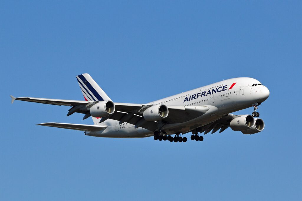 Air France and KLM aircraft flying over Iraq