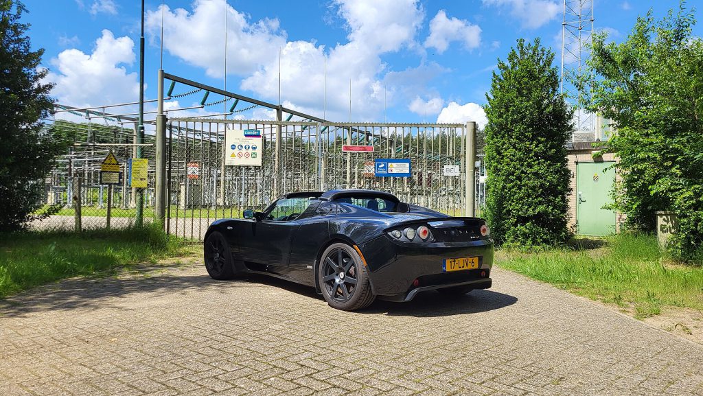 Nederlandse Tesla Roadster Signature 250