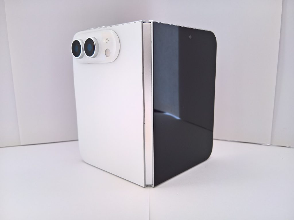 Close up of iPhone Duo hinge showing internal graphite pipe for cooling