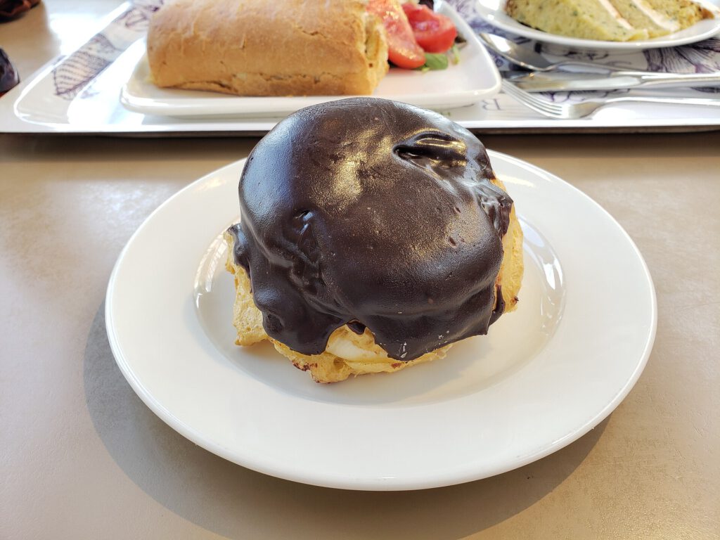 Chocolate and Pumpkin Spice Choux Buns Recipe 1 Chocolate Choux Bun Haskins Roundstone Restaurant 2024 07 18