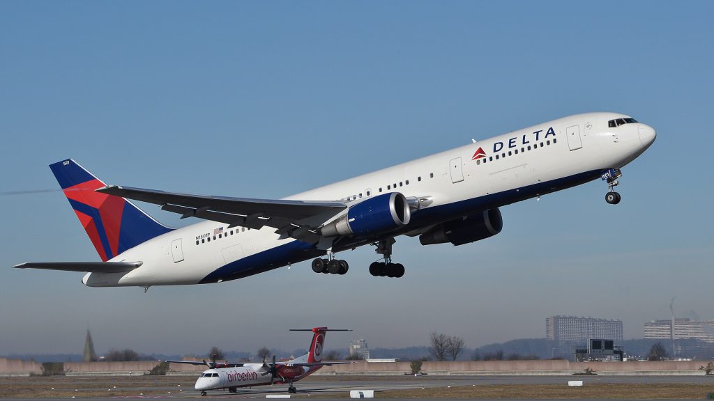 Delta Air Lines to Launch Nonstop Singapore Service from US 2 Delta Air Lines B767 3P6 ER N1501P EDDS