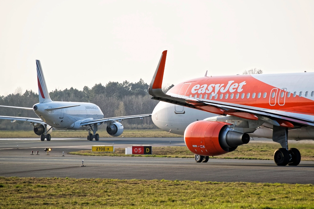 EasyJet Airbus A320 & Air