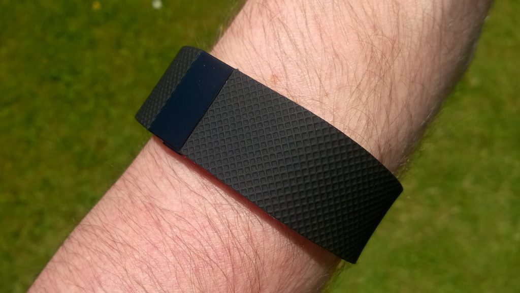 Fitbit Edge Lacks NFC, Google Cites Low Usage 1 Fitbit Charge HR