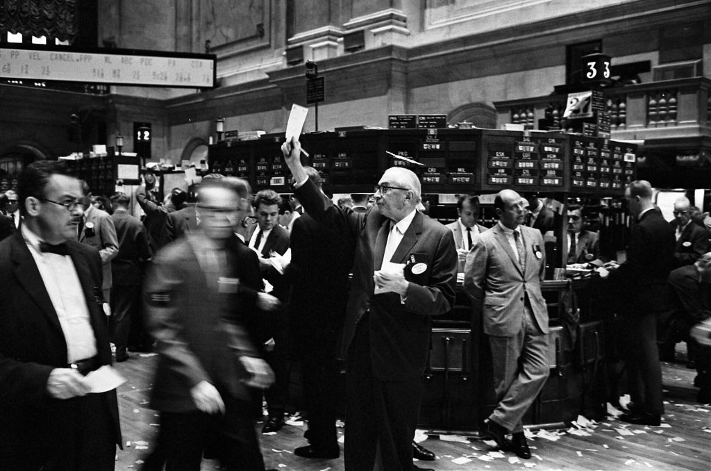 NY stock exchange traders floor LC U9 10548 6