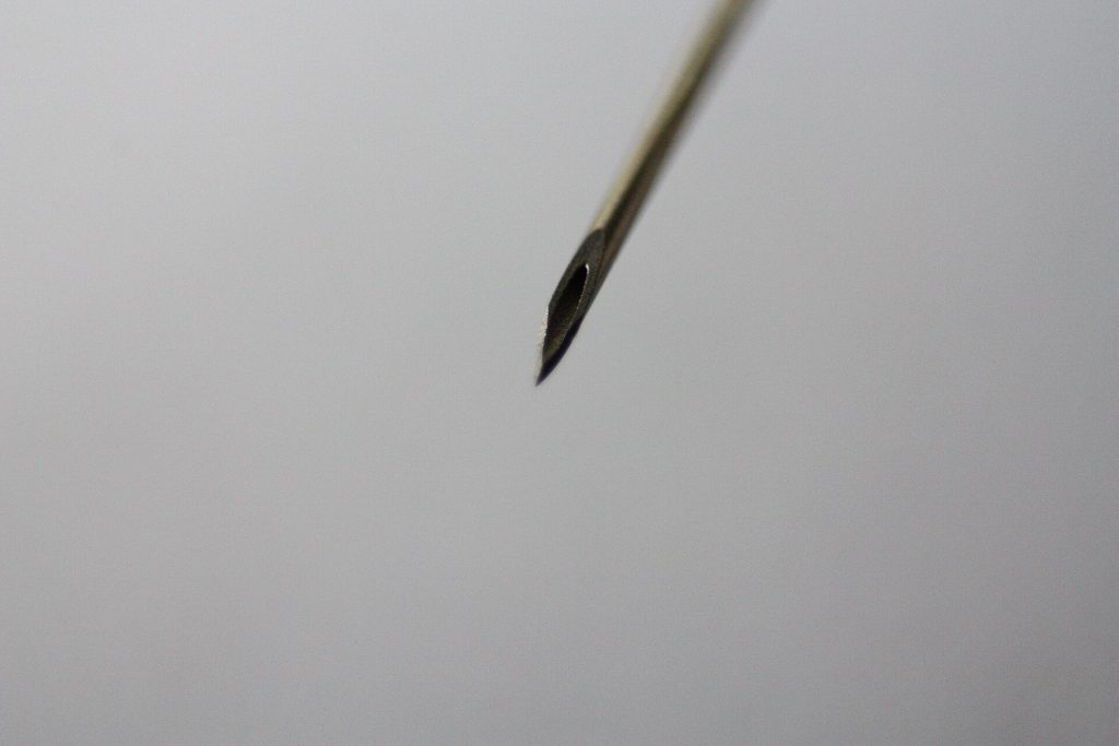 Seed-sized injectable nerve device for chronic pain treatment