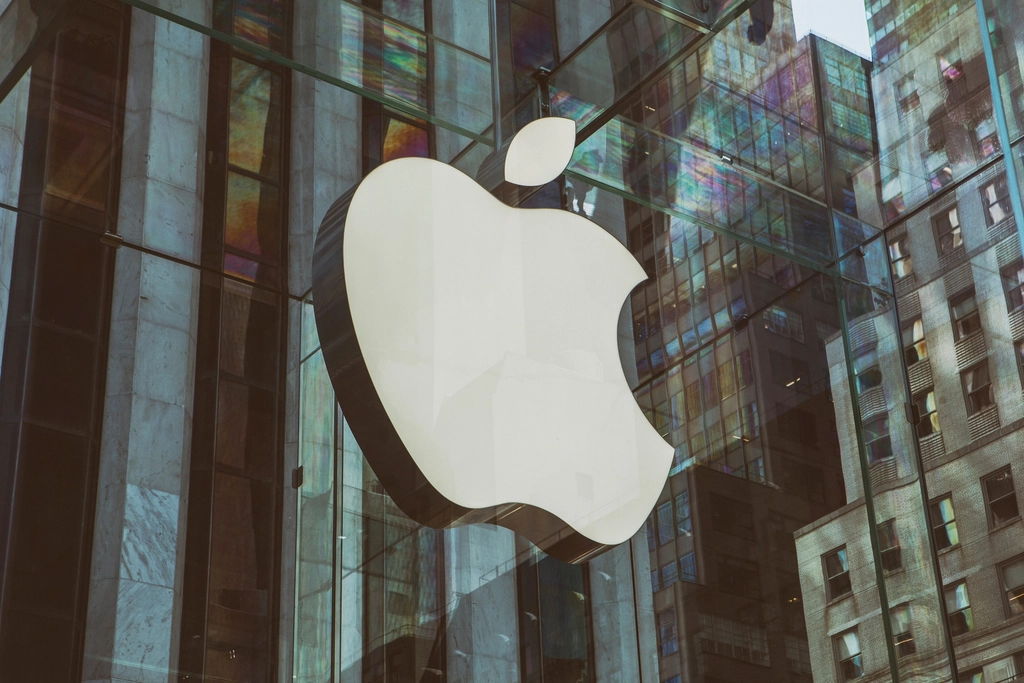 Apple iPhone Duo Shipping Delays Push Delivery to 2027 3 Apple Store, 5th Avenue. New