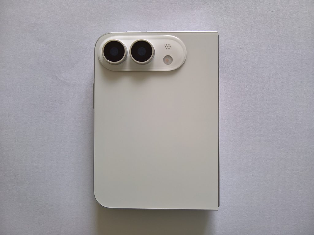 iPhone Duo PDF Preview Shows Two-Page Layout 1 IPhone Ultra