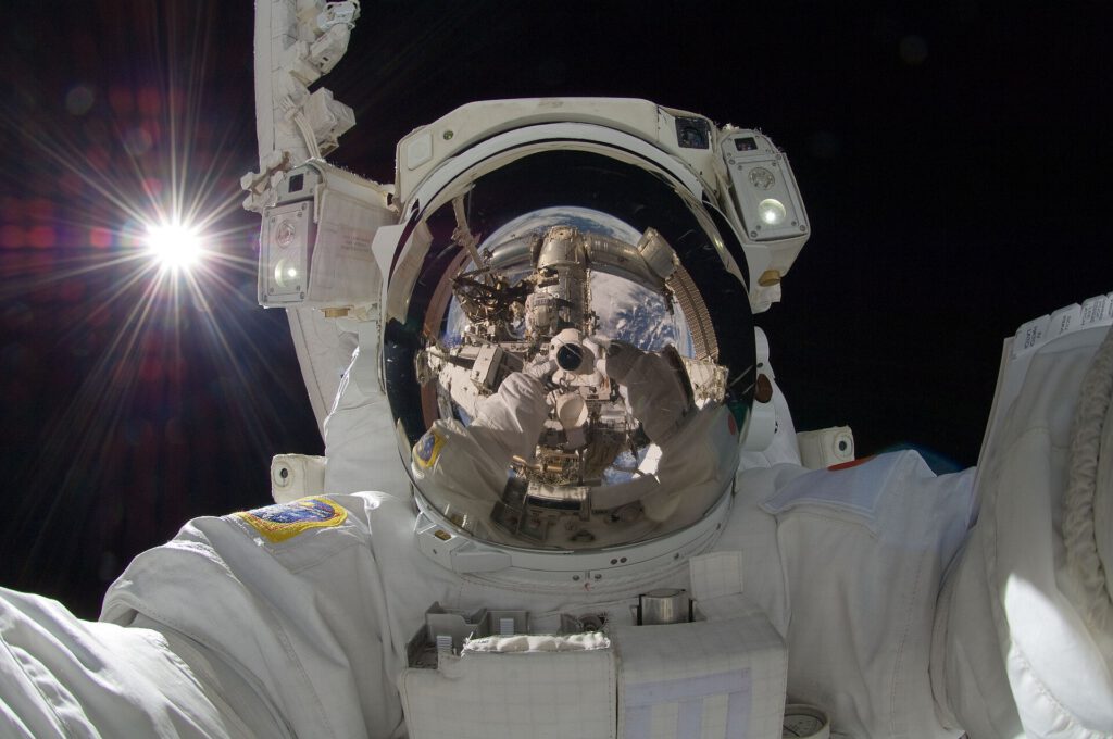 ISS 32 American EVA b3 Aki Hoshide