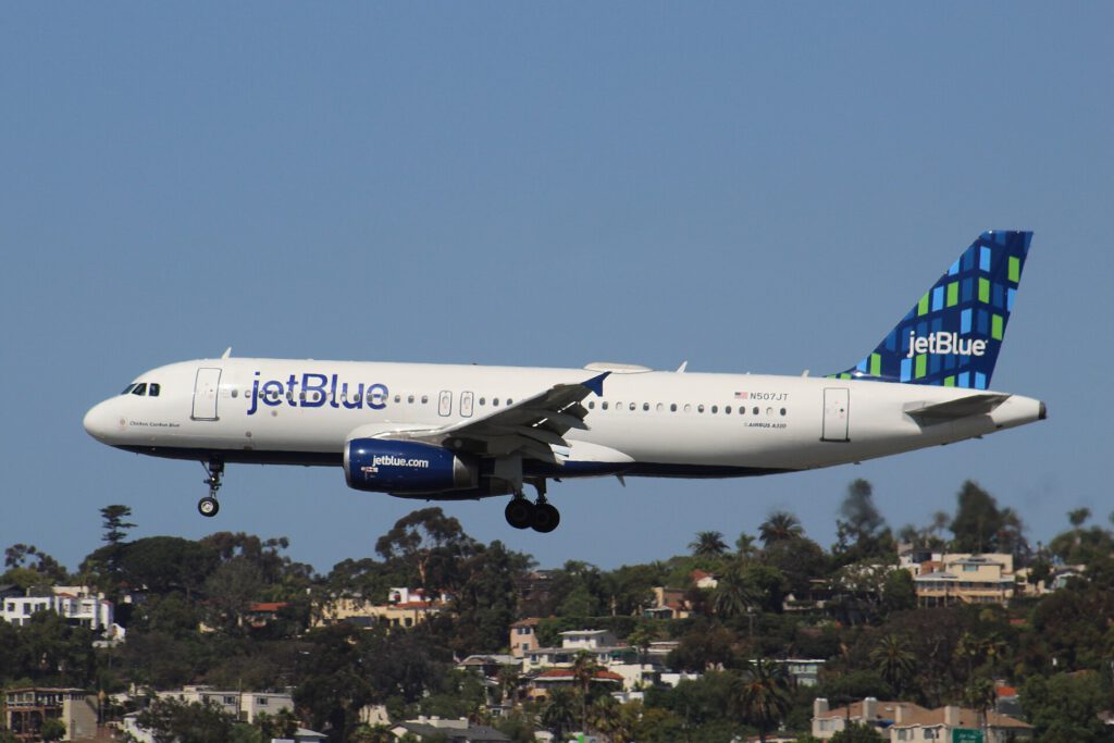 JetBlue Cuts 4 International Routes as Fort Lauderdale Takes Over 1 N507JT, Airbus A320, JetBlue, San Diego