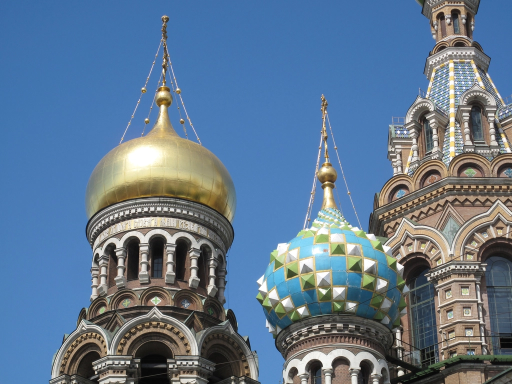 Kremlin Dismisses Ukraine Peace Plan as Lacking Substance 1 St Petersburg cathedral architecture
