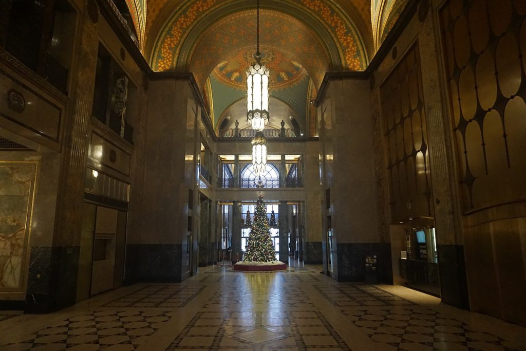 Detroit December 2021 06 (Fisher Building lobby)