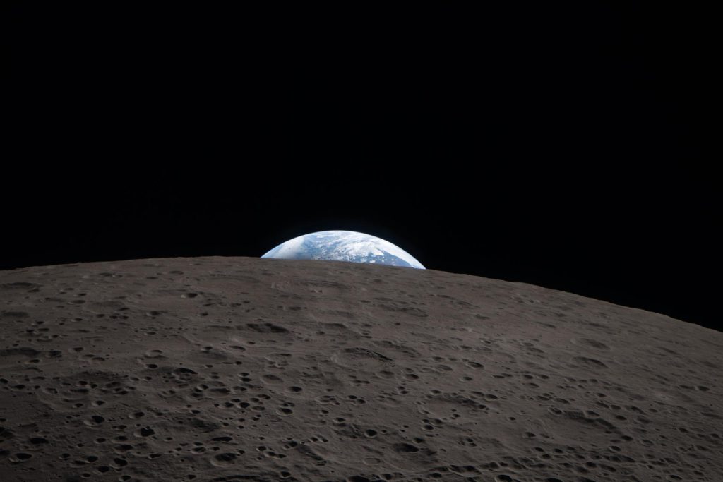 Artemis II art002e021278 earthset