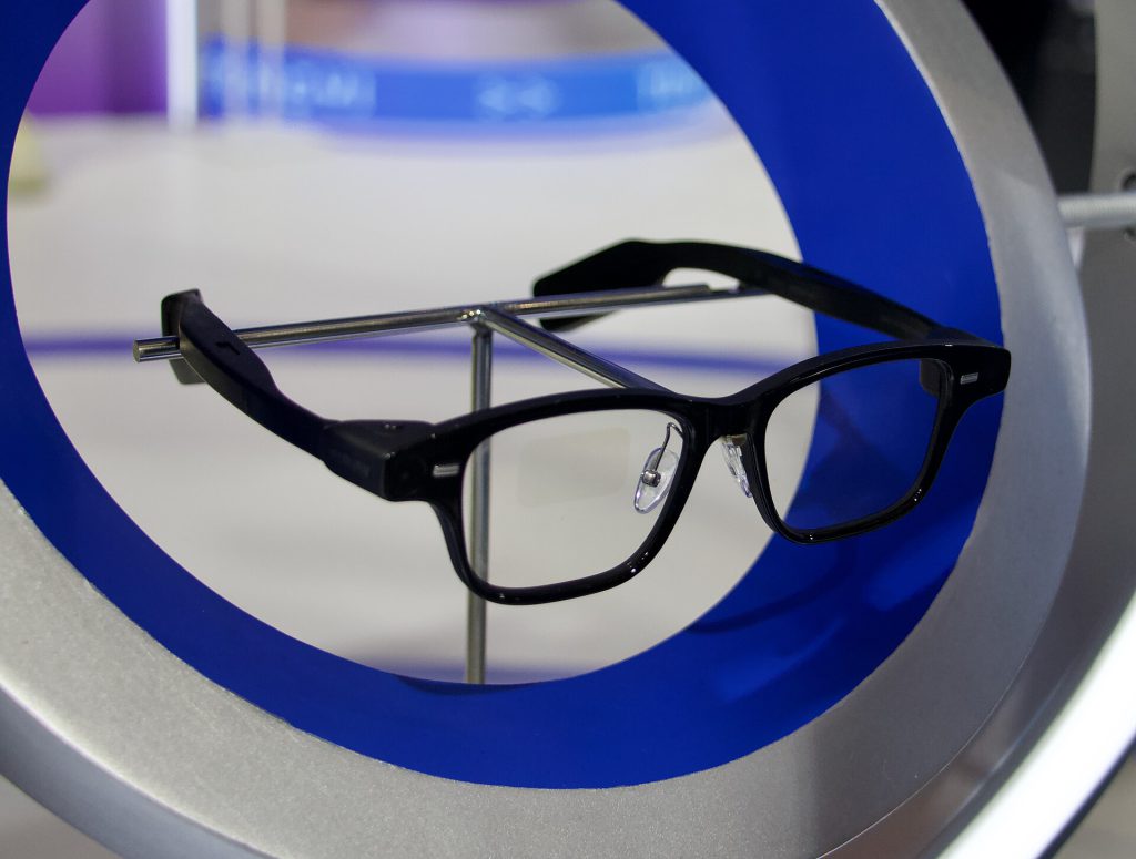 WAIC 2025   Alibaba Quark Glasses 02