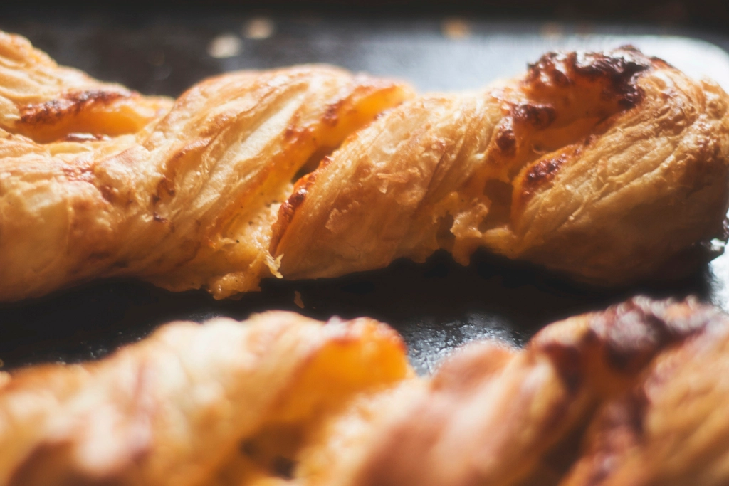Free close fresh pastries image
