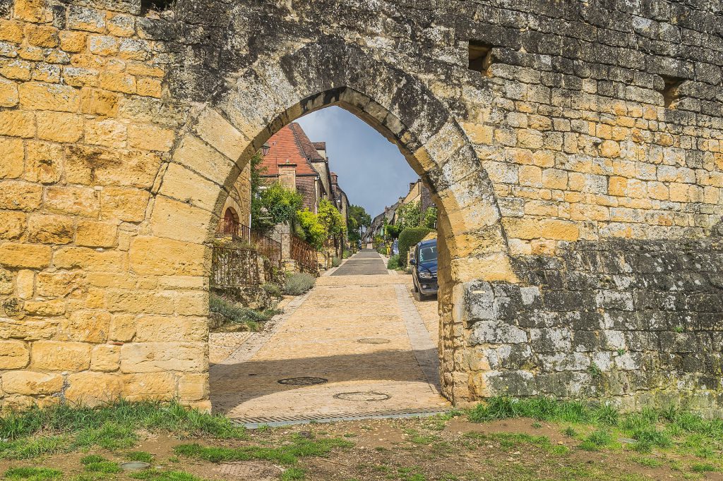 Porte de la Combe in Domme 04