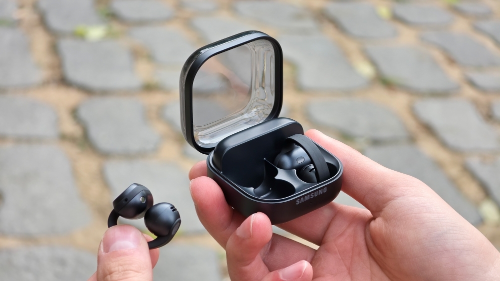 Galaxy Buds On