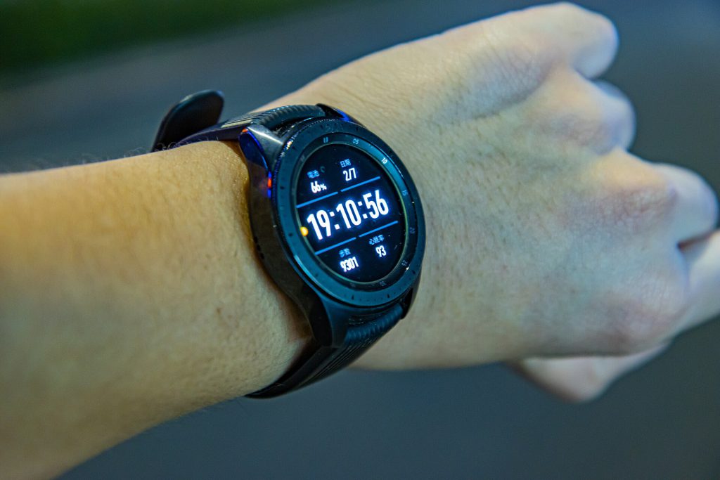 SAMSUNG Galaxy Watch (2)