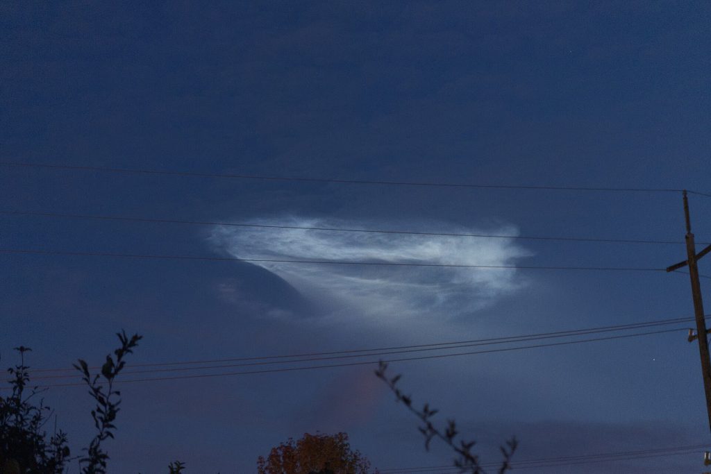 Plume of SpaceX Iridium4 launch from Vandenberg