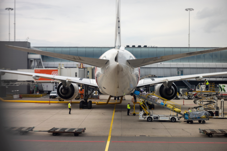 Airplane Loading