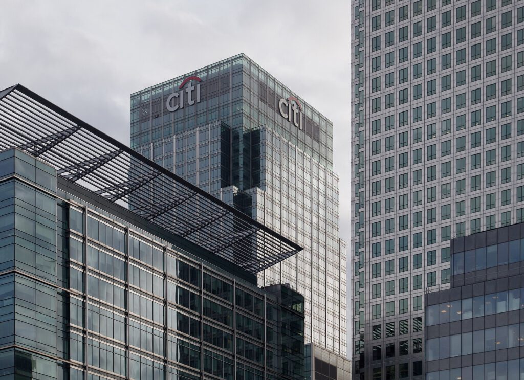 West India Quay DLR station MMB 05 5, 25 and 1 Canada Square