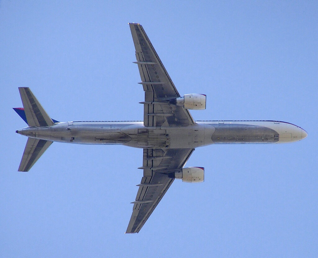 United Airlines Takes Majority of New Gates at SLC Airport 3 Delta Air Lines B757 232 planform view